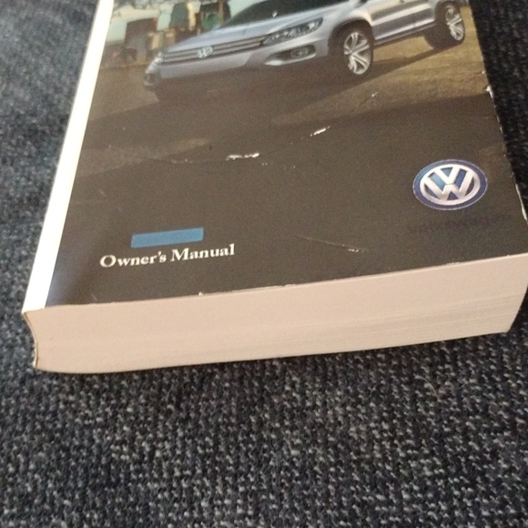 2017 VW Tiguan Owners Manual - Picture 6 of 6